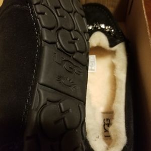 Ugg slippers